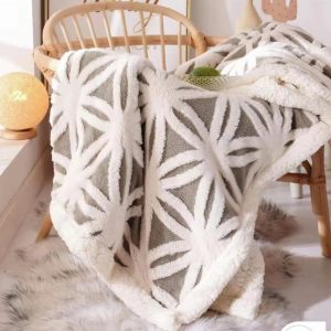 Fleece Woollen blanket