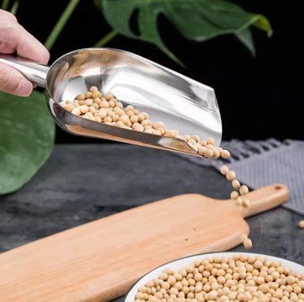 grain floor scooper