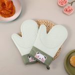 Silicone Heat-Insulating Gloves Pair