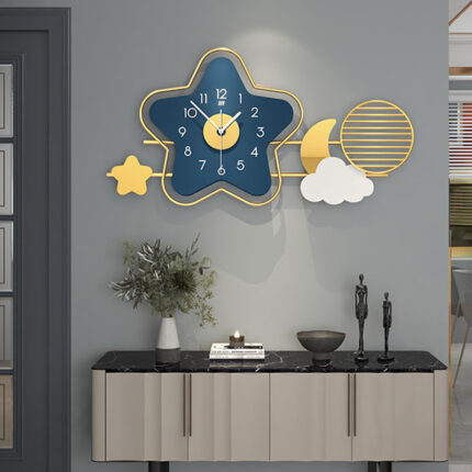 Creative Star Wall Clock – Silent Quartz Metal Frame