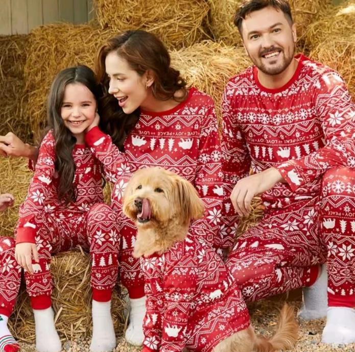 Unisex Family Matching Christmas Pajamas – Xmas Sleepwear Nightwear Sets Unisex Family Matching Christmas Pajamas – Xmas Sleepwear Nightwear Sets