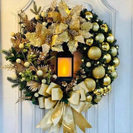 Christmas Wreath With Lamp – Prelit Festive Door Wreath