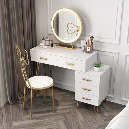 Retractable Dressing Table with LED Light (H 140 cm × W 80 cm × D 40 cm)