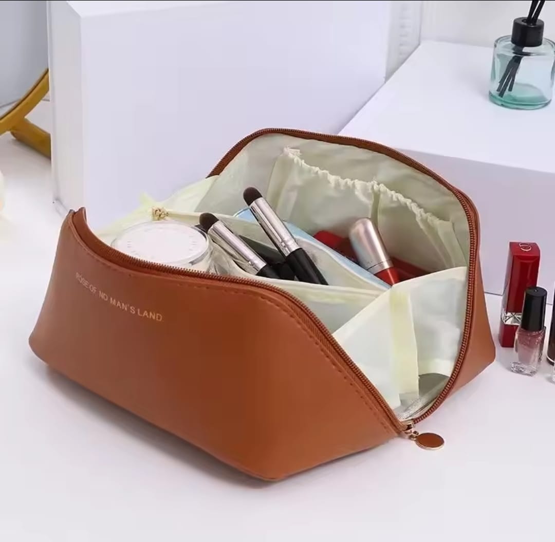 Large Capacity Cosmetic Bag Makeup Organizer – Black / Pink / Brown / Cream