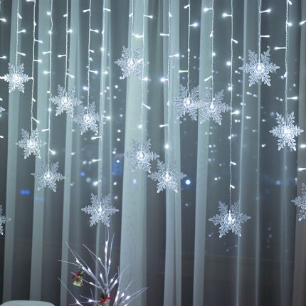 4 M LED Christmas Curtain Light Garland – White Snowflake String Lights