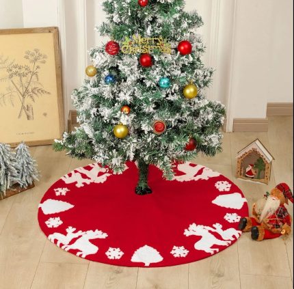 Snow Flakes Christmas Tree Skirt – 90 cm