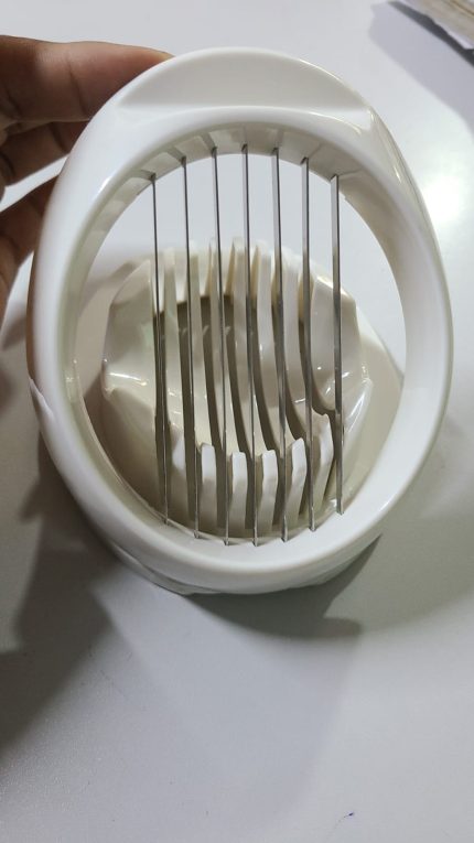 Egg slicer
