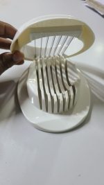 Egg slicer