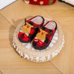 Christmas Themed Warm Indoors Shoes – Cozy Non-Slip Waterproof House Shoes