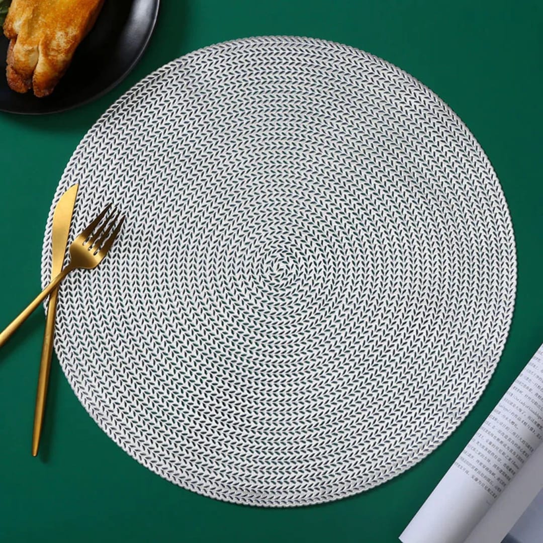 6 pcs PVC non-woven table mats – Gold & Silver