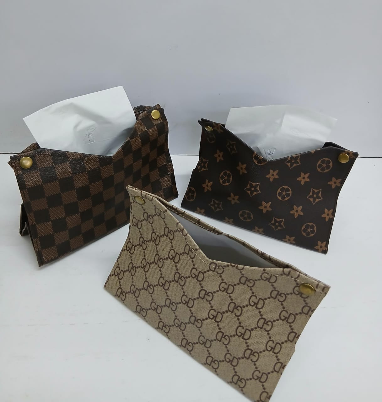 Leather Tissue Box – Elegant PU Leather Serviette Holder for Home, Office & Car