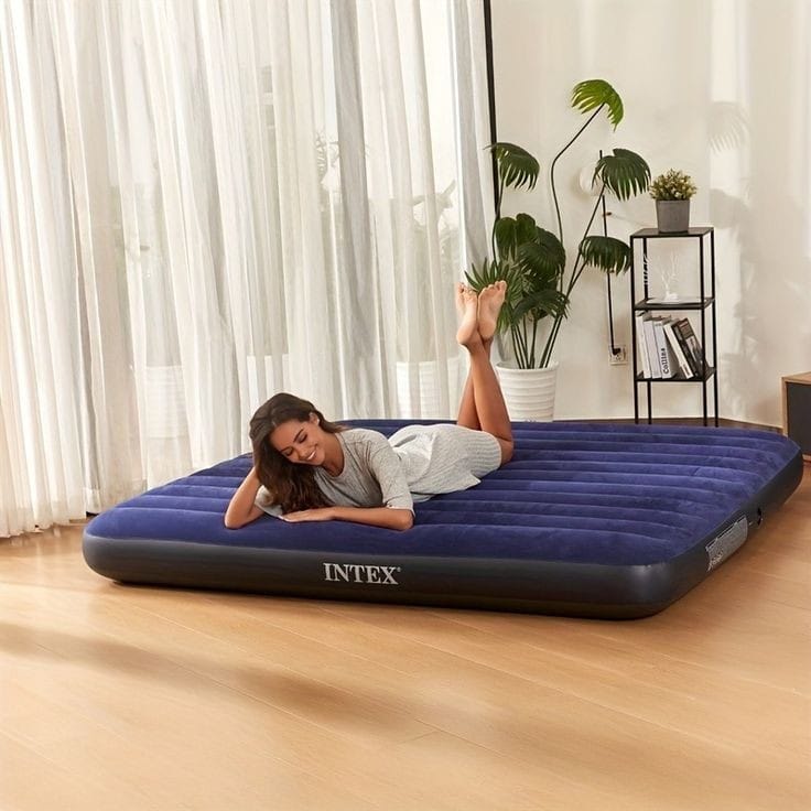 INTEX INFLATABLE AIR MATTRESS Plus Free Electric Pump
