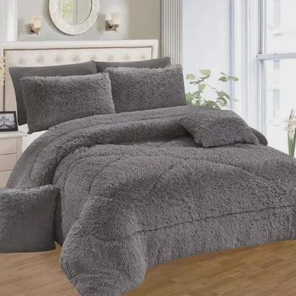 Fluffy Duvets 6×7 Bedding Set – Warm & Plush Duvet with Bedsheet & Pillowcases