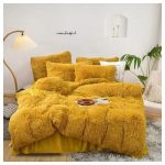 Fluffy Duvets 6×7 Bedding Set – Warm & Plush Duvet with Bedsheet & Pillowcases