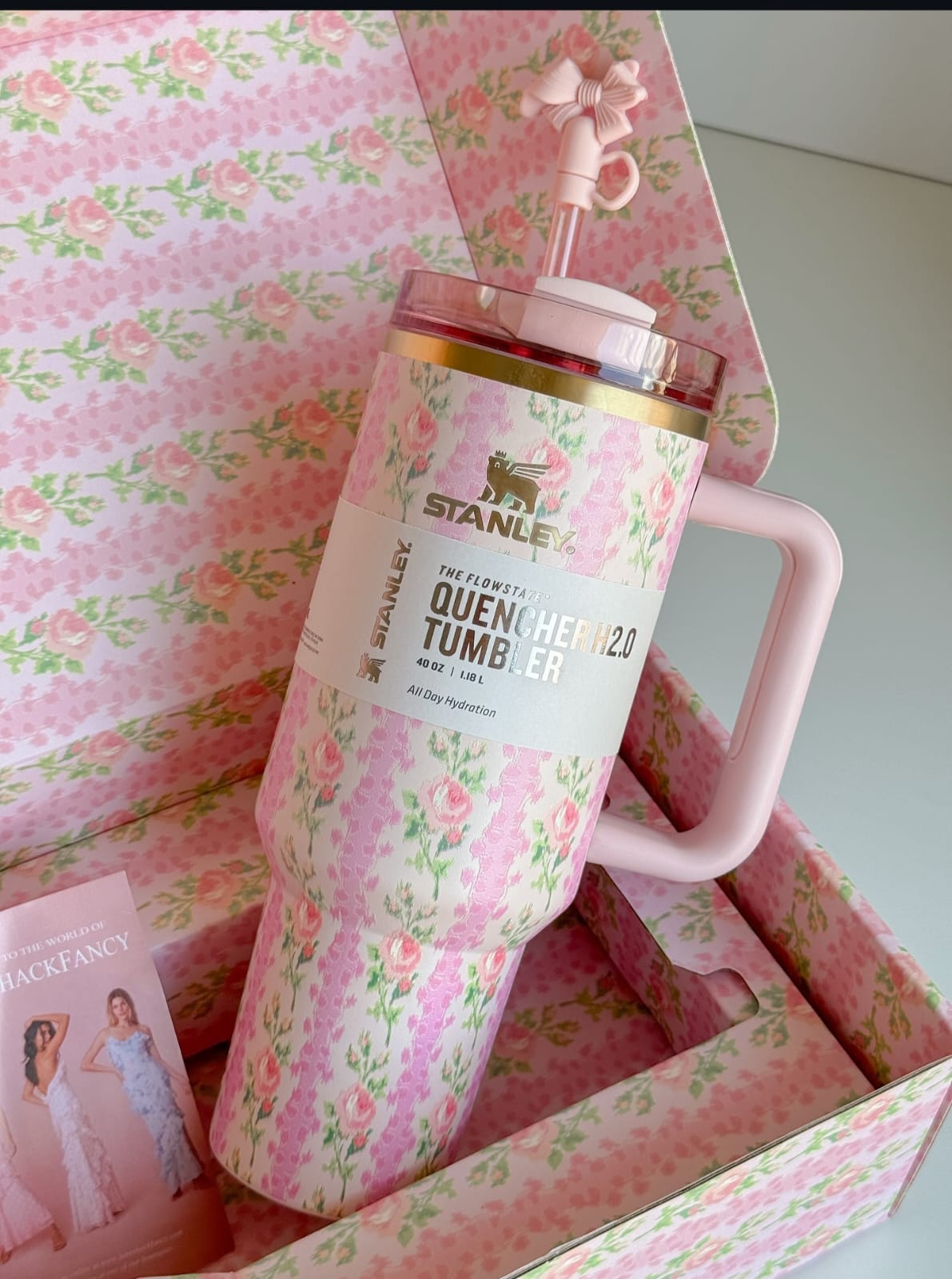 Stanley Mug Tumbler – 1.2L Vacuum Insulated Cup with Straw Lid & Gift Box Stanley Mug Tumbler – 1.2L Vacuum Insulated Cup with Straw Lid & Gift Box