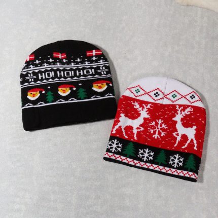 Knitted Free Size Christmas Beanies – Warm Festive Knit Cap for Men & Women