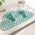 Big Cloud Shape Anti Slip Bathroom Mat
