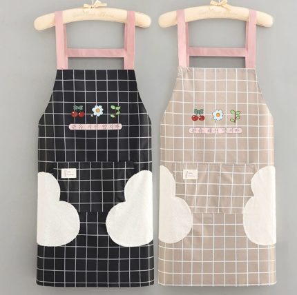 Waterproof Cute Checked Floral Aprons with Hand Wipe Towel – Black & Beige Kitchen Apron