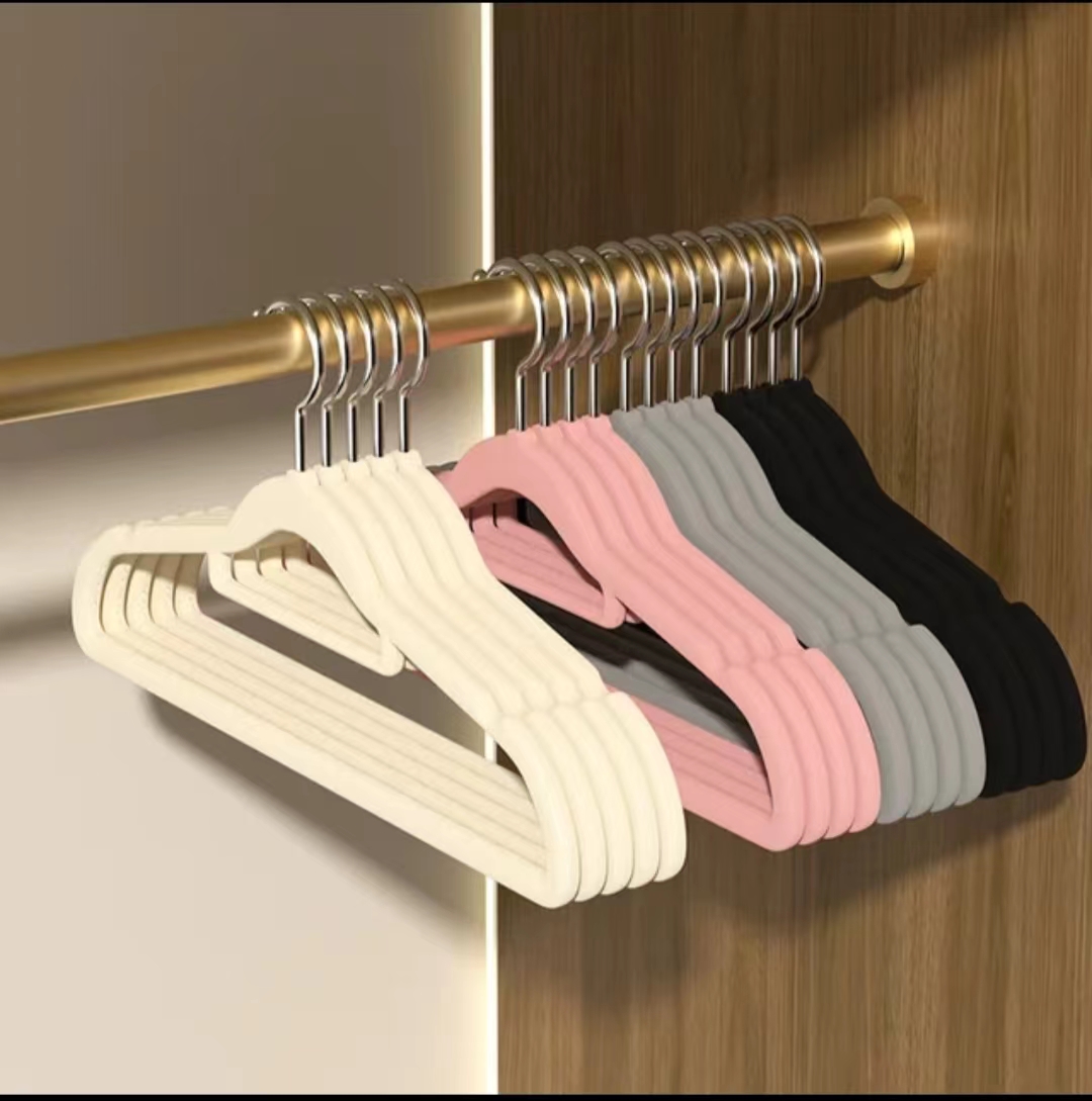 10 pcs Velvet Non-Slip Hangers with Tie Bar – Heavy Duty Flocked Clothes Hangers 10 pcs Velvet Non-Slip Hangers with Tie Bar – Heavy Duty Flocked Clothes Hangers