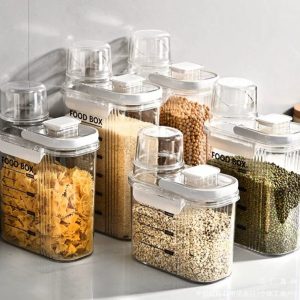 Airtight Transparent Food Storage Container 2800ml with Easy-Press Lid & Measuring Scale