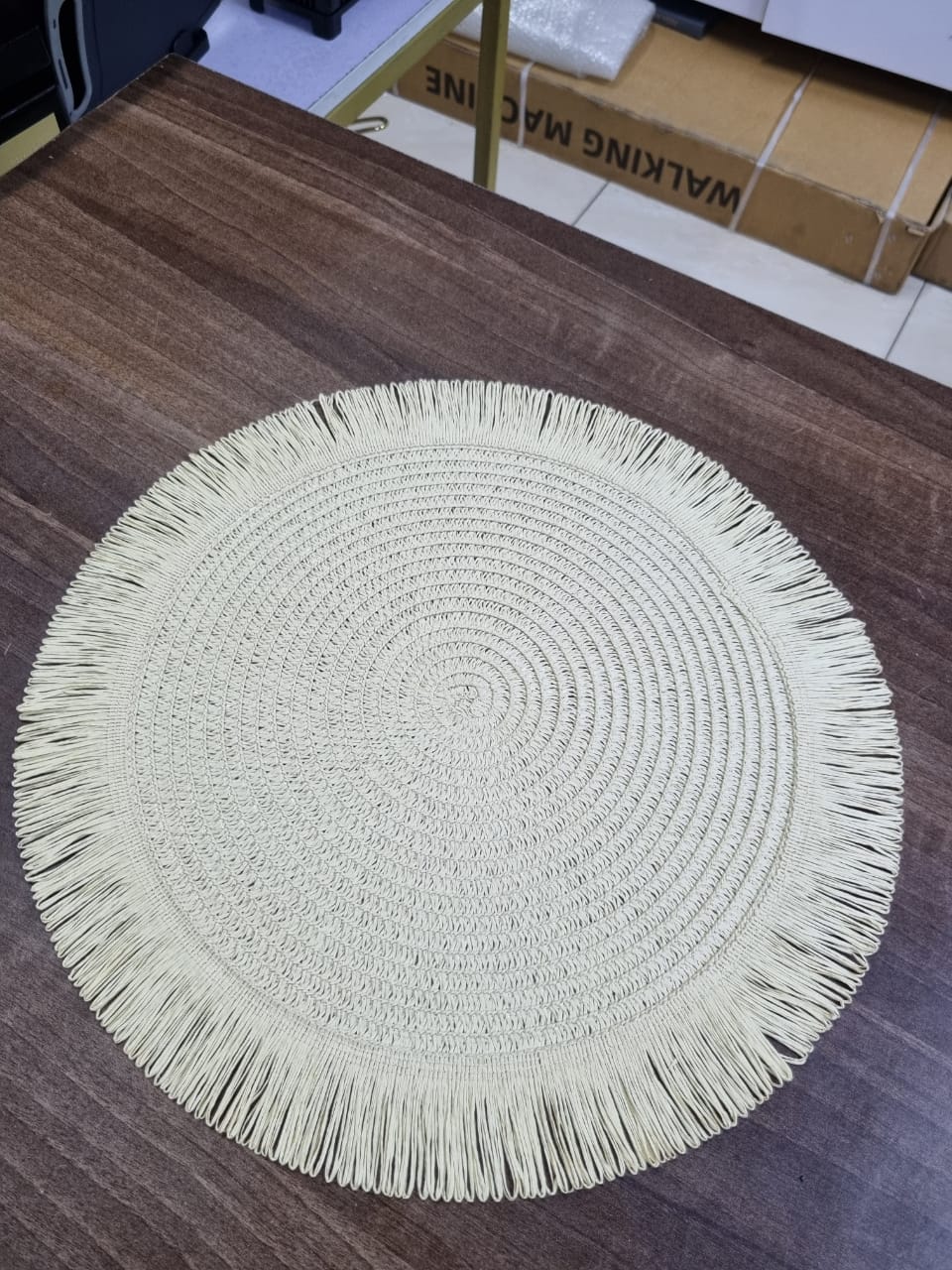 Round Elegant Braided Table Mats – Set of 6, 38cm Heat-Resistant Placemats